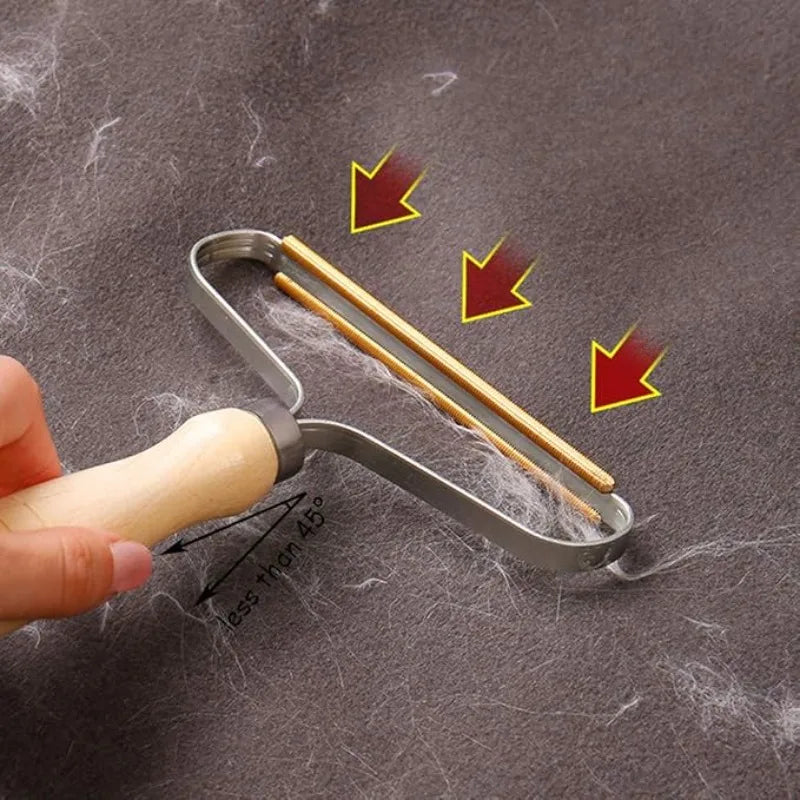 Reusable Metal Lint Remover Tool Durable Pet Hair Remover Tool with Wooden Handle Portable Fabric Shaver Fuzz Cleaner for Clothes