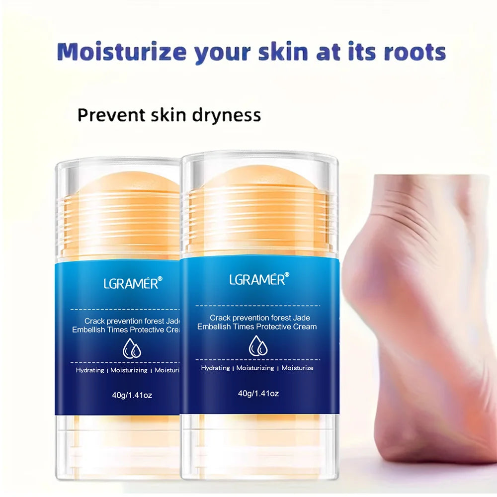 Urea Foot Cream Repairs Dry Skin Deeply Moisturizes and Nourishes The Skin Strengthens The Skin Enhances Its Toughness