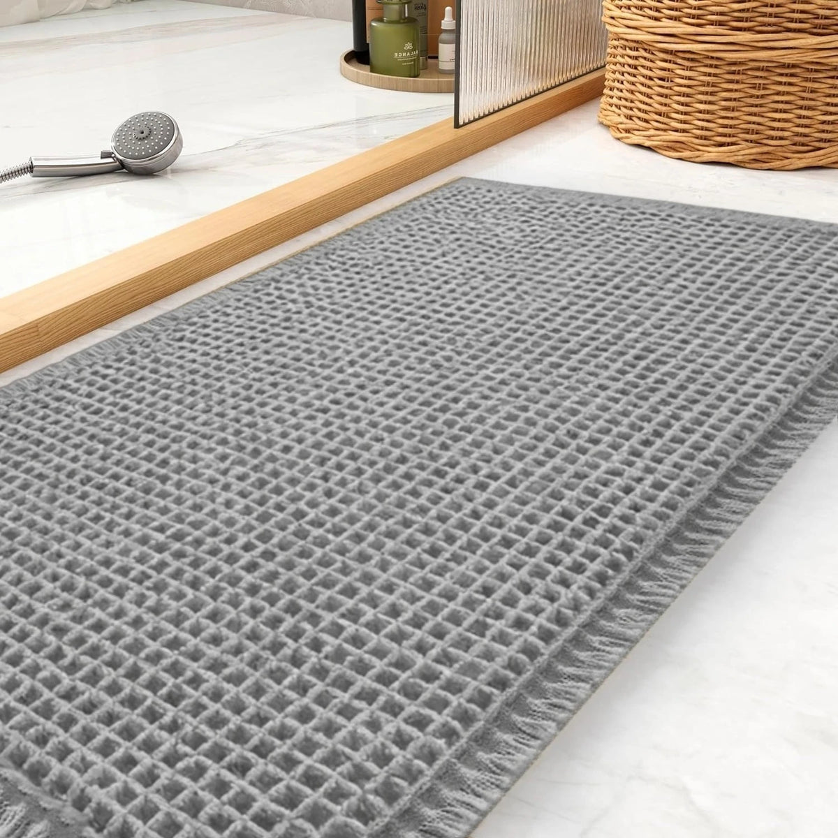 Super Absorbent Bath Mat with Non Slip Backing Waffle Textured Bathroom Rug for Shower Tub Quick-Dry Bath Mat Floor Protection