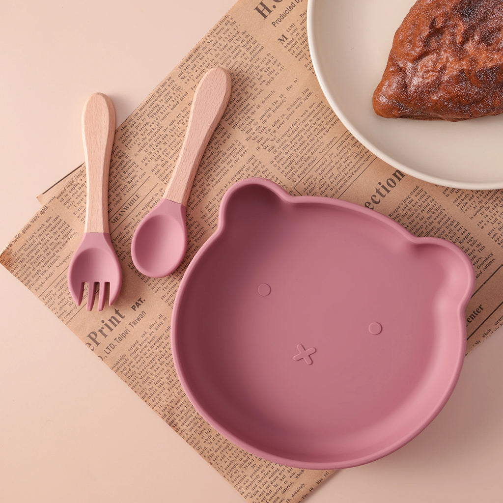 Color Kids 3PCS Cartoon Bear Silicone Feeding Set Sucker Bowl Wooden Handle Spoon Fork BPA Free Infant Self Feeding Gifts