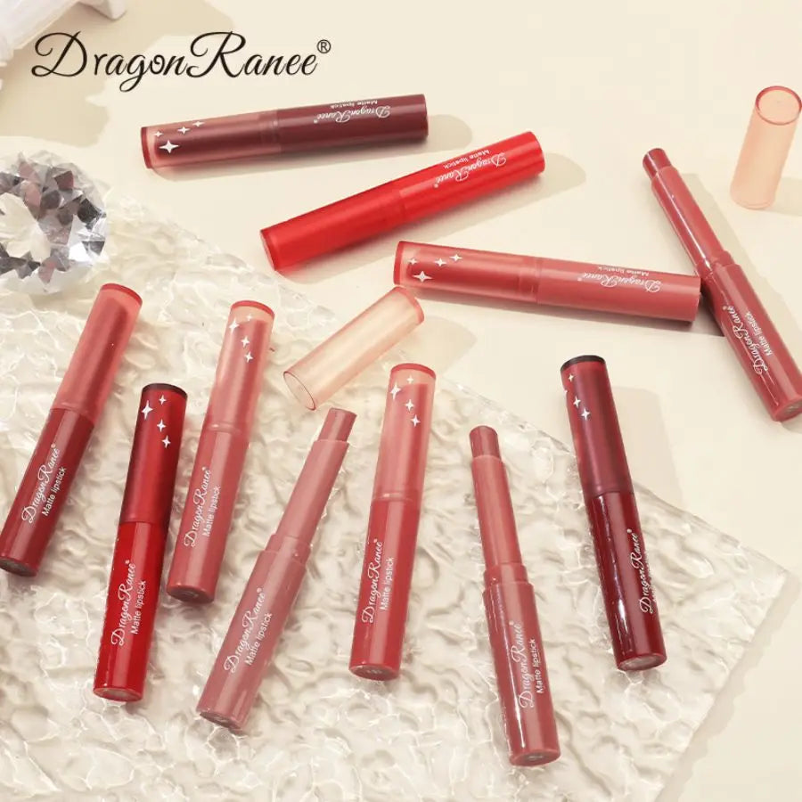 Matte Lipstick, Non-Fading Moisturizing European and American Style Makeup, Velvet Matte Lipstick, Waterproof and Long-Lasting Matte Lipstick