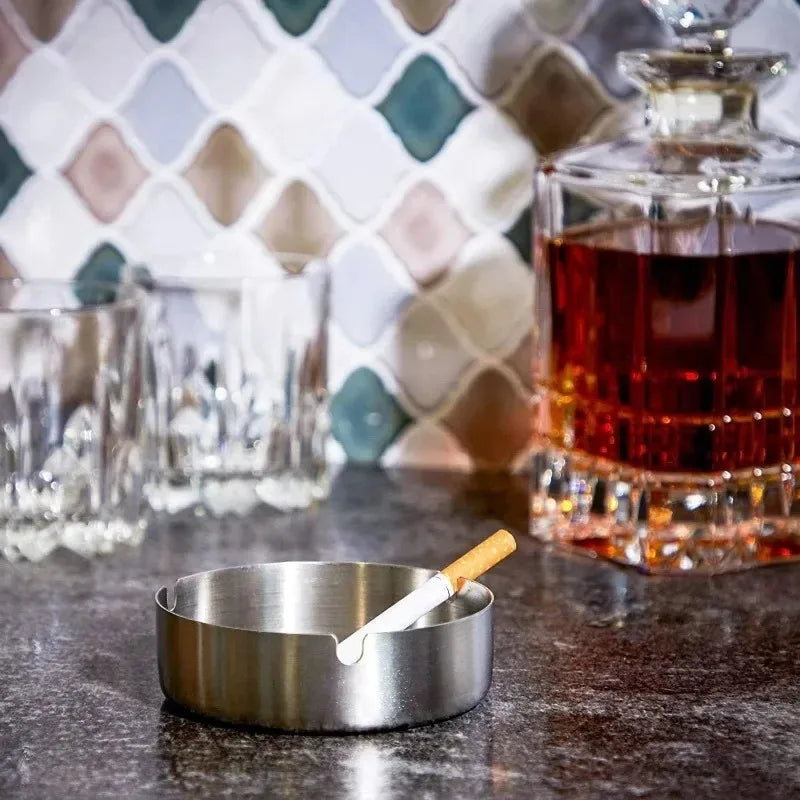1-6Pcs Stainless Steel Ashtray Round Tabletop Ashtrays Storage Tray Portable Thickened Ashtray for Restaurant Hotel Bar Office
